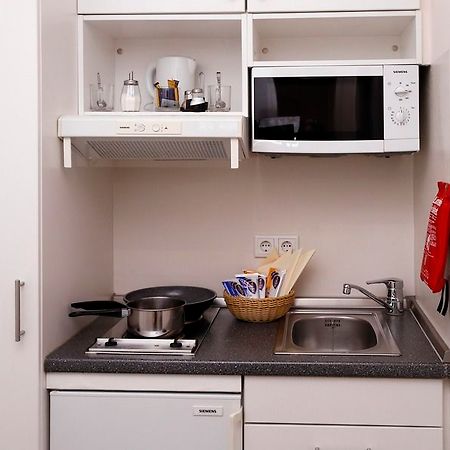 ホテル ルツォウ ベルリン エクステリア 写真